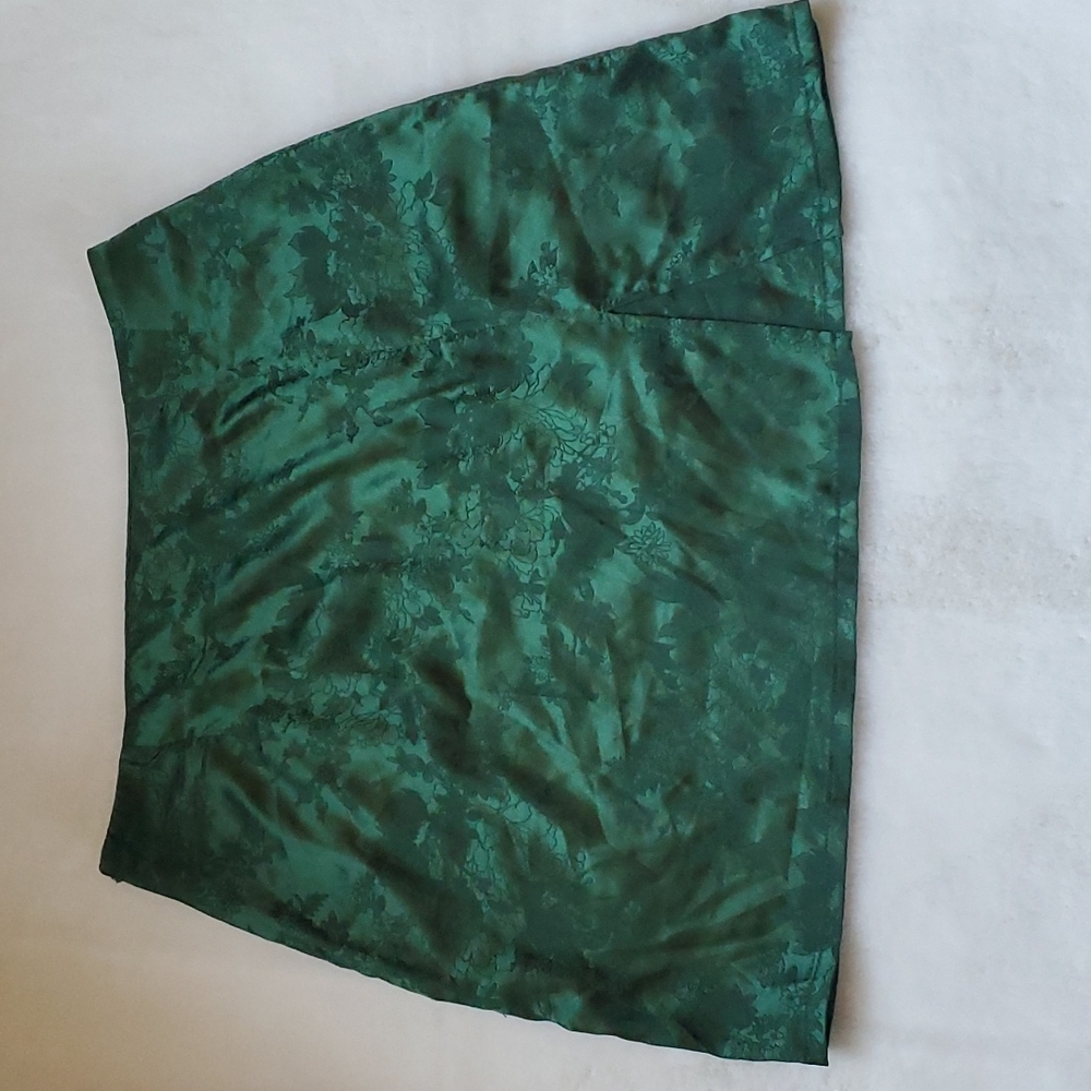 Green Silk Beautifull Mini Skirt S_M